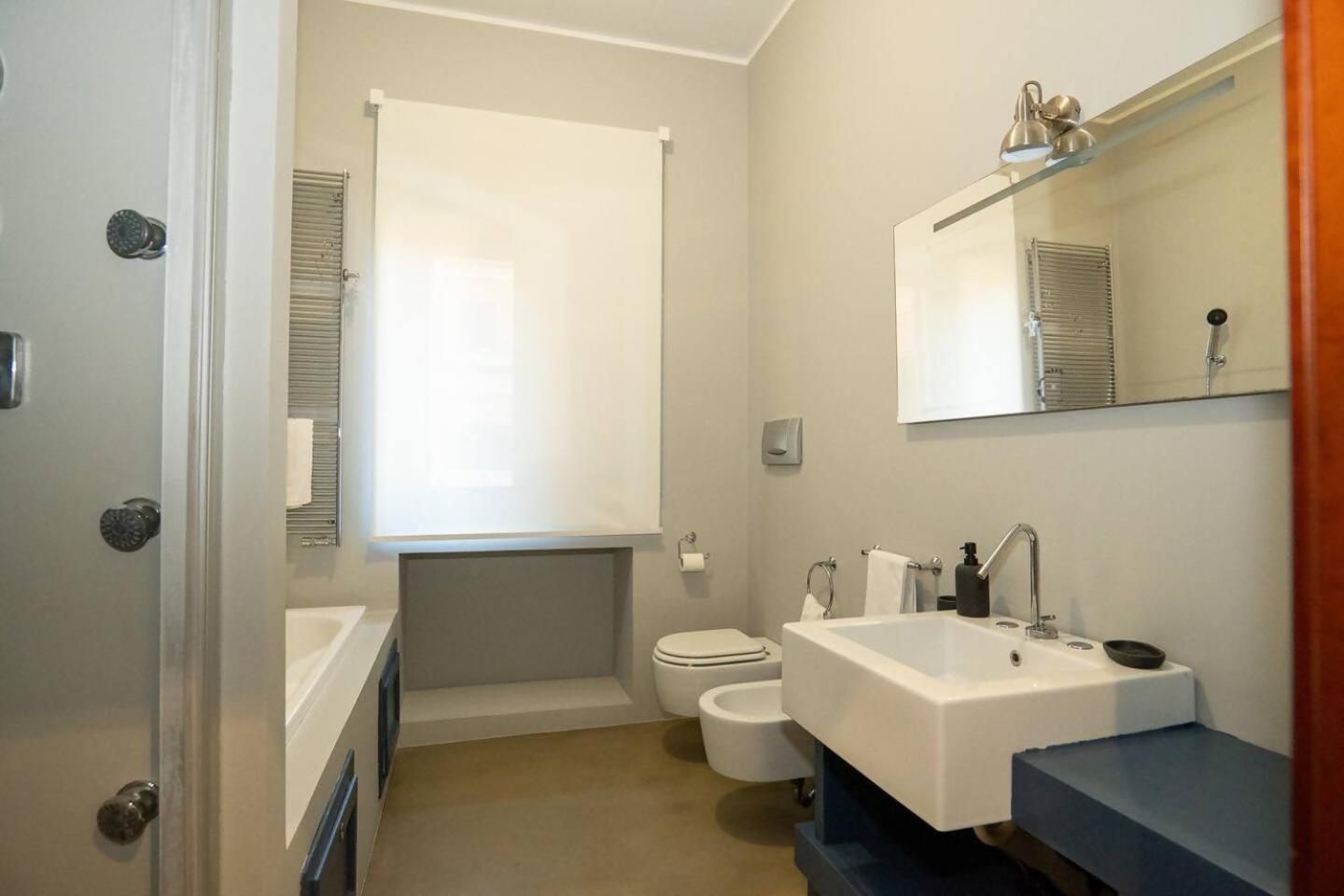 Divine View Apartment *